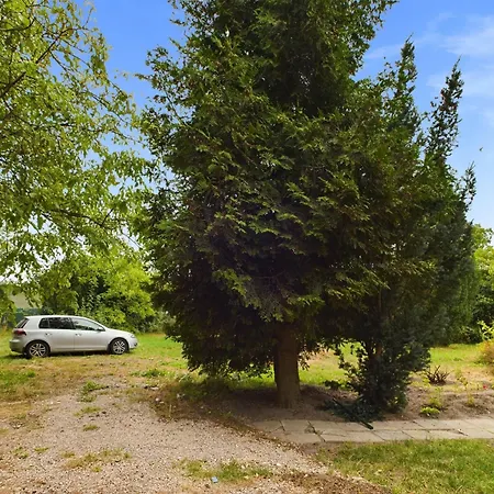 With Parking And Garden Near Chopin Airport By Renters *