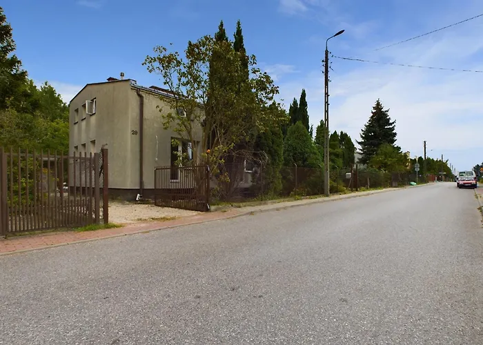 With Parking And Garden Near Chopin Airport By Renters Lejlighed Warszawa